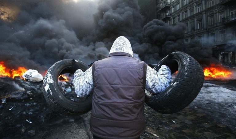 Ukraine Revolution Erupts in Fresh Violence
