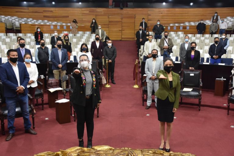 Rinden protesta consejeros honoríficos de Consejo Estatal Ciudadano de Comisión de Búsqueda de Personas