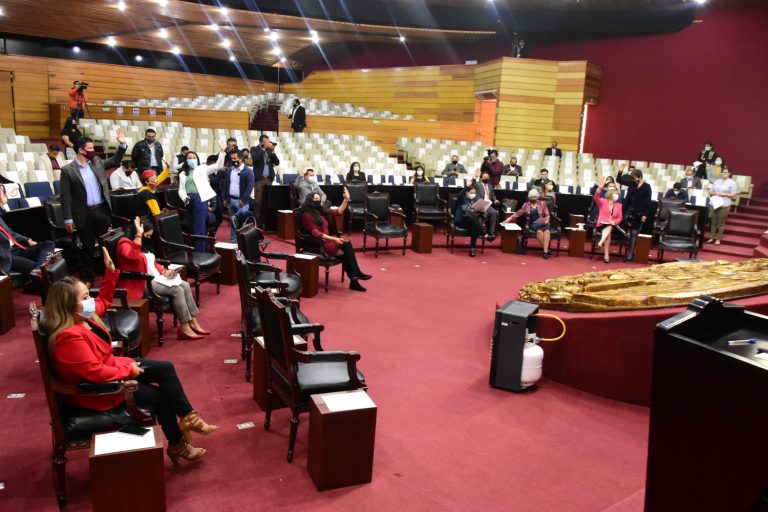 Llevan a cabo sesión ordinaria en la cual se aprueban dictámenes y acuerdos económicos