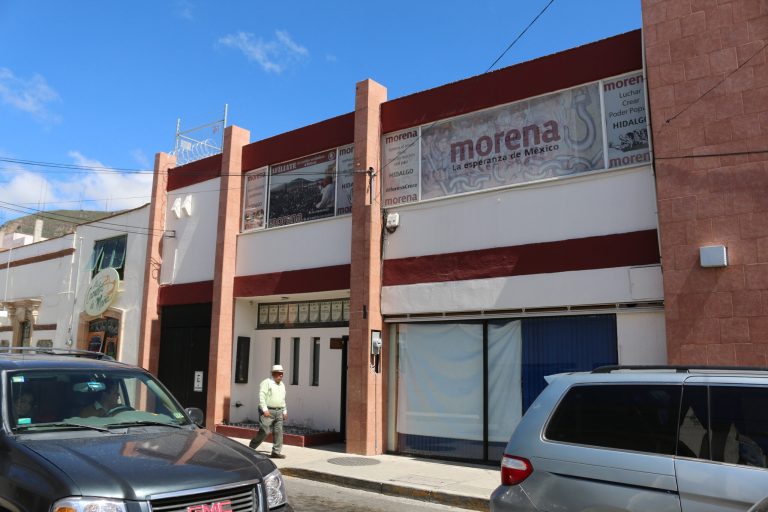 Otro problema en MORENA: se quedarían SIN OFICINAS