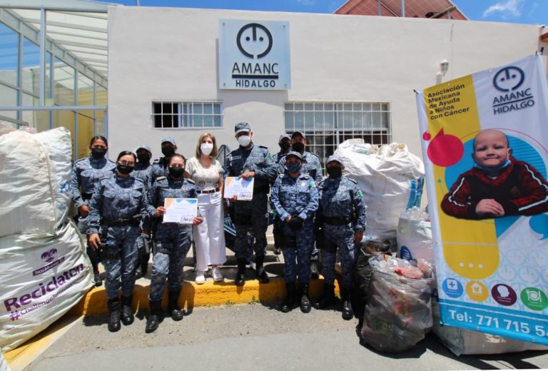 Entrega Policía Estatal material reciclable en apoyo a niñas y niños con cáncer