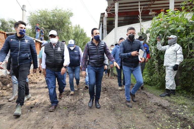 Recorre Fayad las zonas afectadas en Tepeji