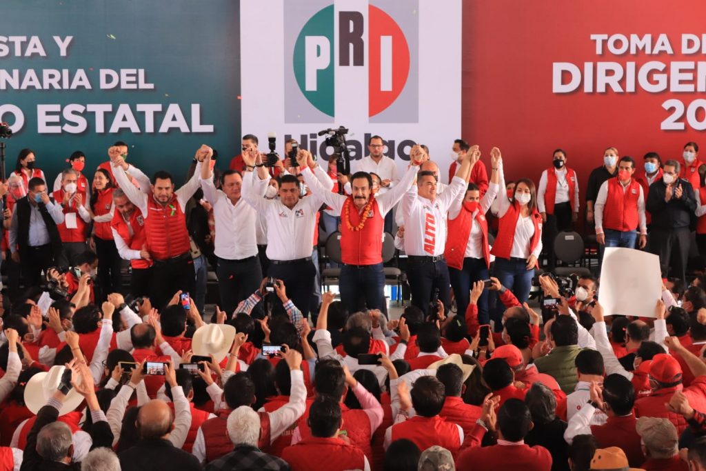 Líderes del PRI Hidalgo luchan por tener una candidatura de unidad a la gubernatura.