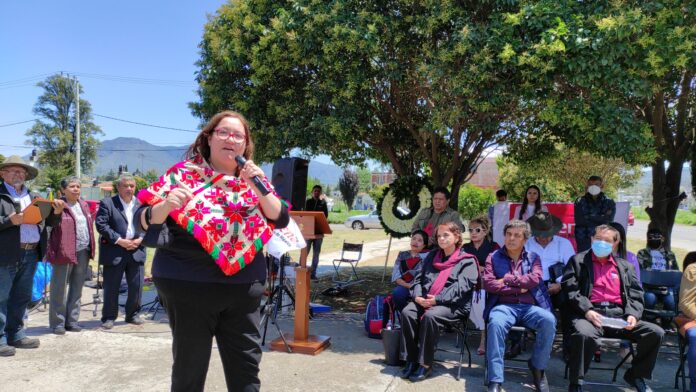 Tania Meza Escorza participa en homenaje a Salvador Allende