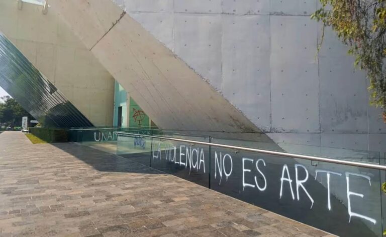 El arte clasista y narcisista NO es arte