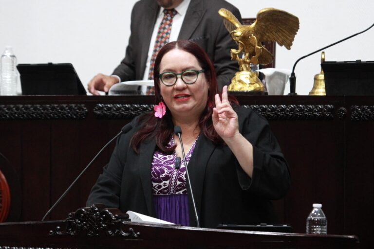 Hay abandono institucional a personas con lupus