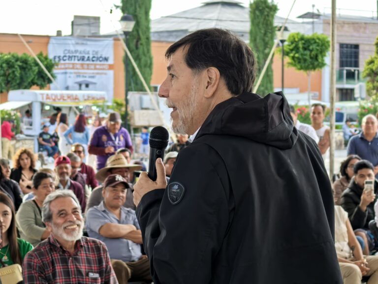 «¡Noroña presidente!»: El senador encanta al pueblo de San Agustín Tlaxiaca