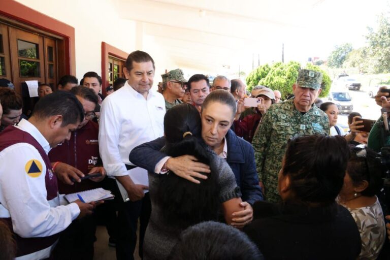 Huracán Priscila: A Claudia le está tocando arrastrar con el desprestigio de alcaldes y gobernadores